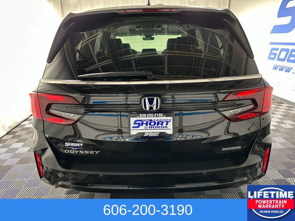 New 2026 Honda Odyssey Touring image 3