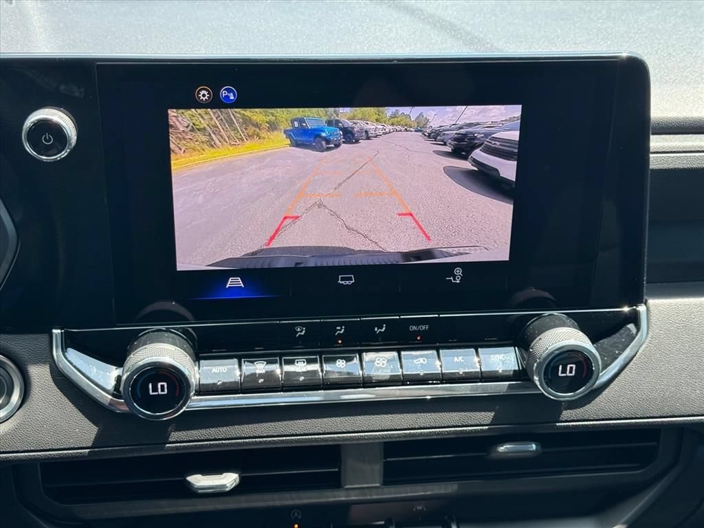 Used 2026 Chevrolet Colorado Trail Boss AWD/4WD image 24