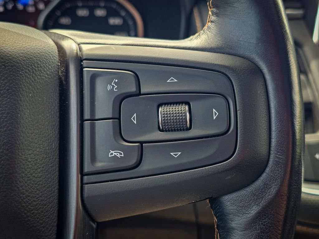 Used 2021 GMC Yukon XL AT4 w/ AT4 Premium Plus Package AWD/4WD image 24