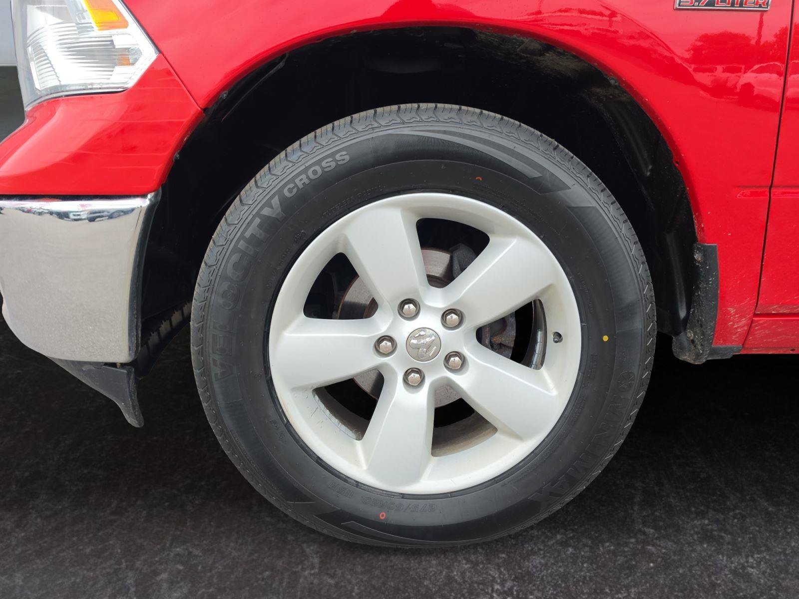 Used 2023 RAM 1500 Classic SLT AWD/4WD image 26