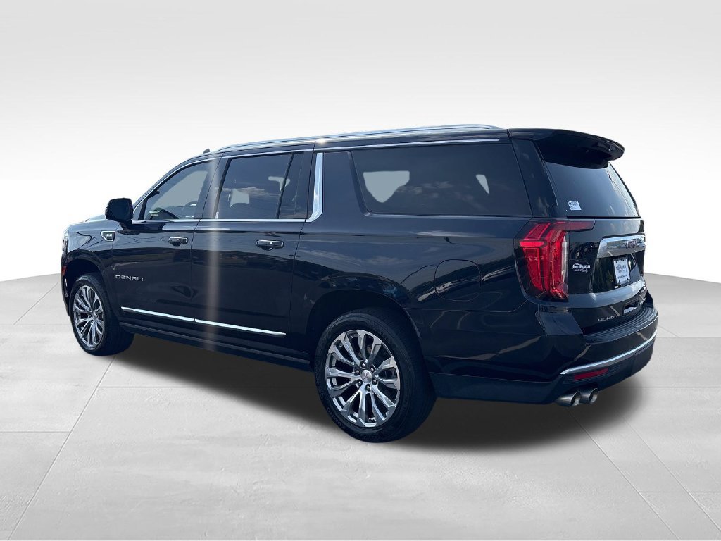 Used 2024 GMC Yukon XL Denali w/ Denali Reserve Package RWD image 4