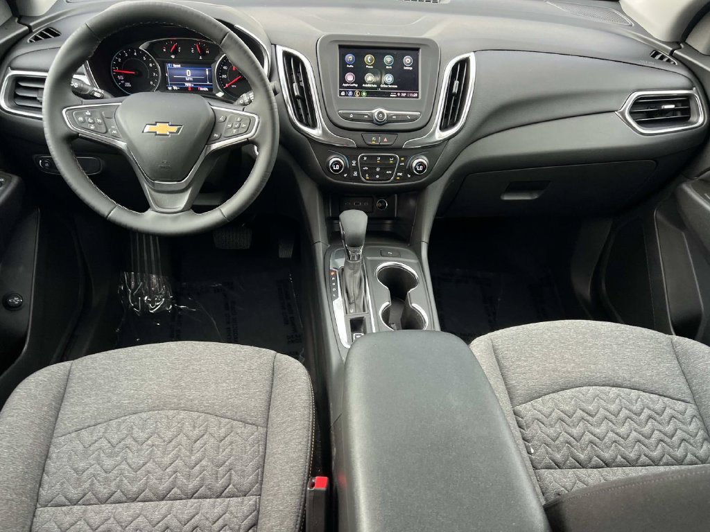 Used 2024 Chevrolet Equinox LT FWD image 12