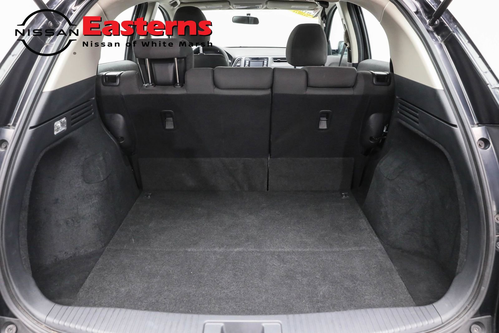 Used 2021 Honda HR-V LX image 9