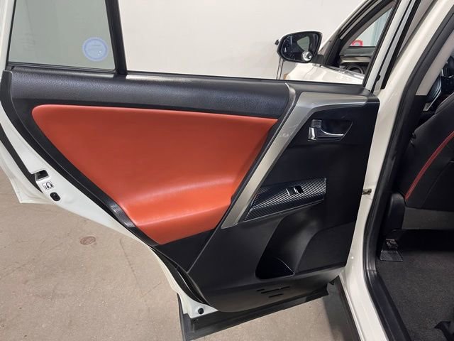 Used 2015 Toyota RAV4 Limited image 20