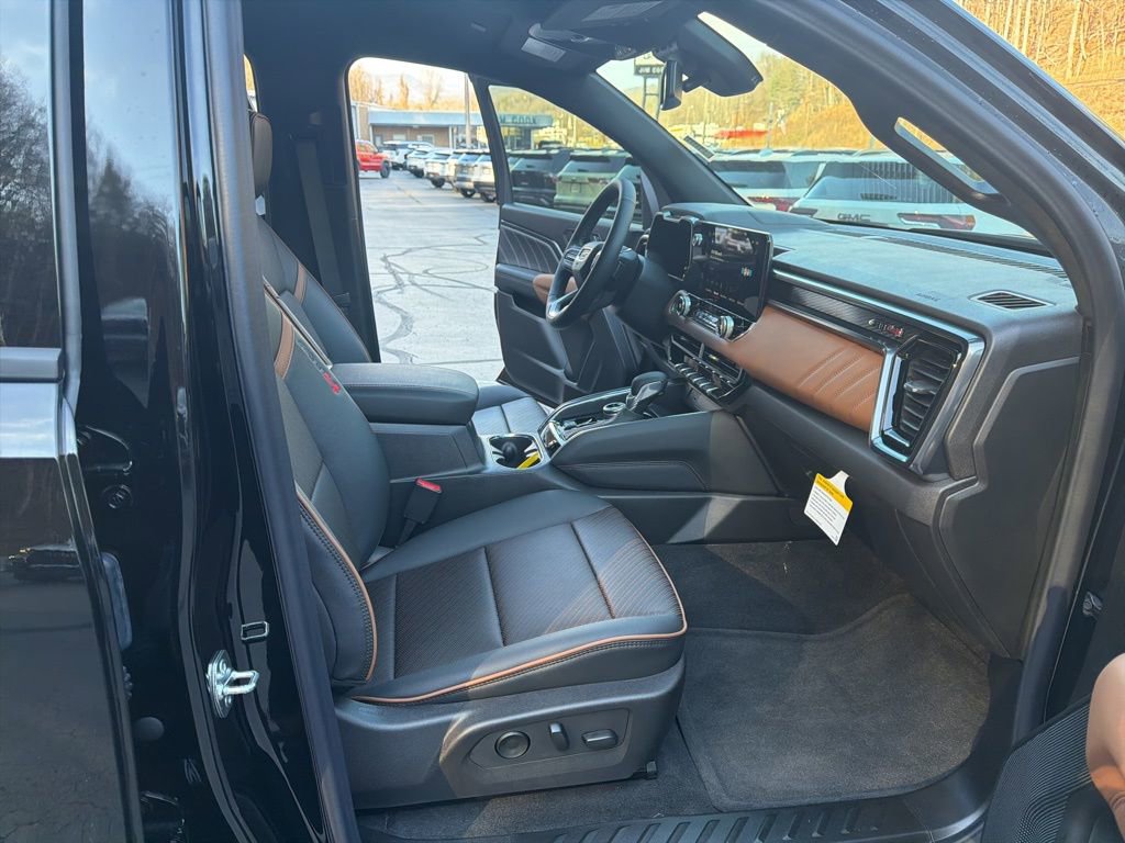New 2026 GMC Canyon AT4 w/ AT4 Premium Package image 13