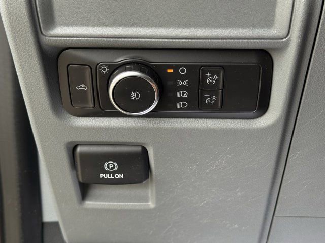 Used 2021 Ford F150 XLT AWD/4WD image 23