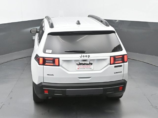 Used 2026 Jeep Cherokee Limited AWD/4WD image 30