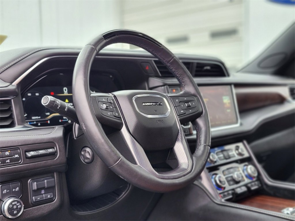 Used 2023 GMC Yukon Denali Ultimate image 20