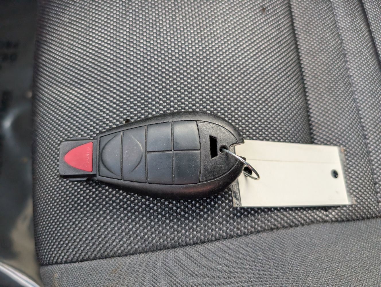 Used 2014 Dodge Challenger SXT image 23