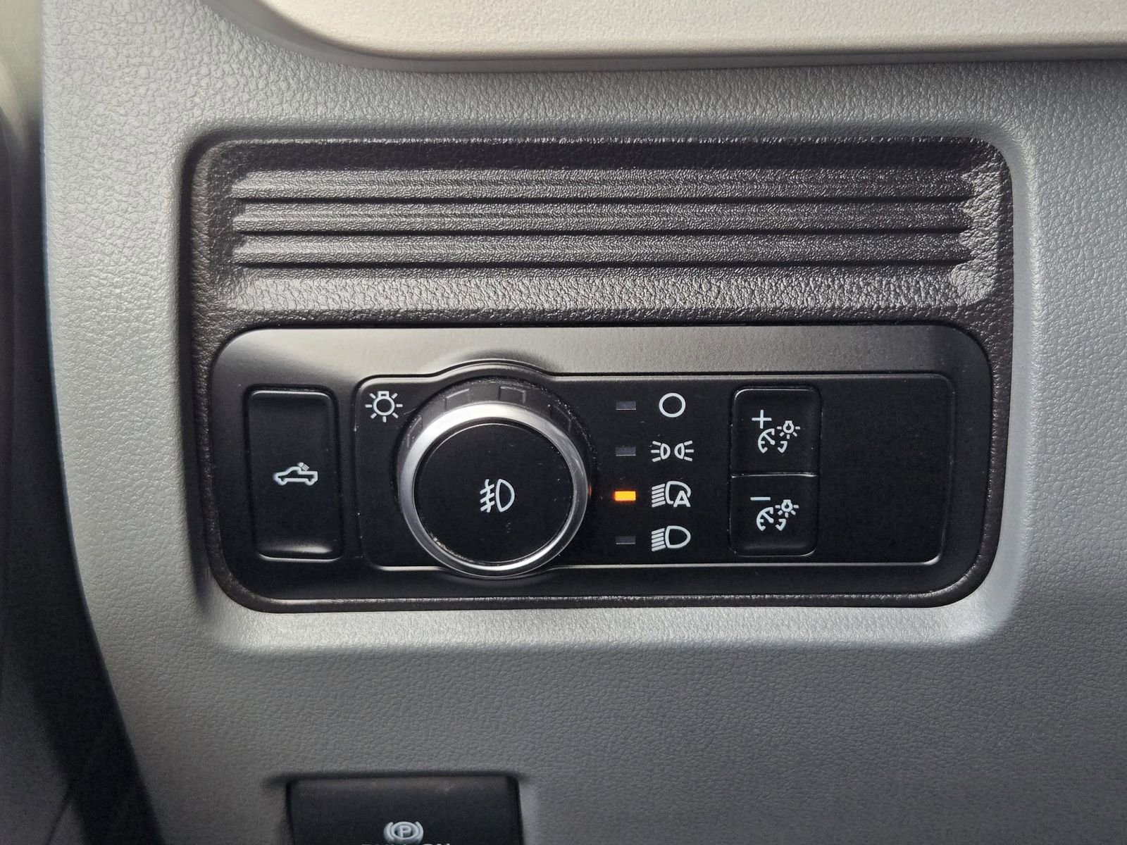 Certified 2025 Ford F350 XLT image 22