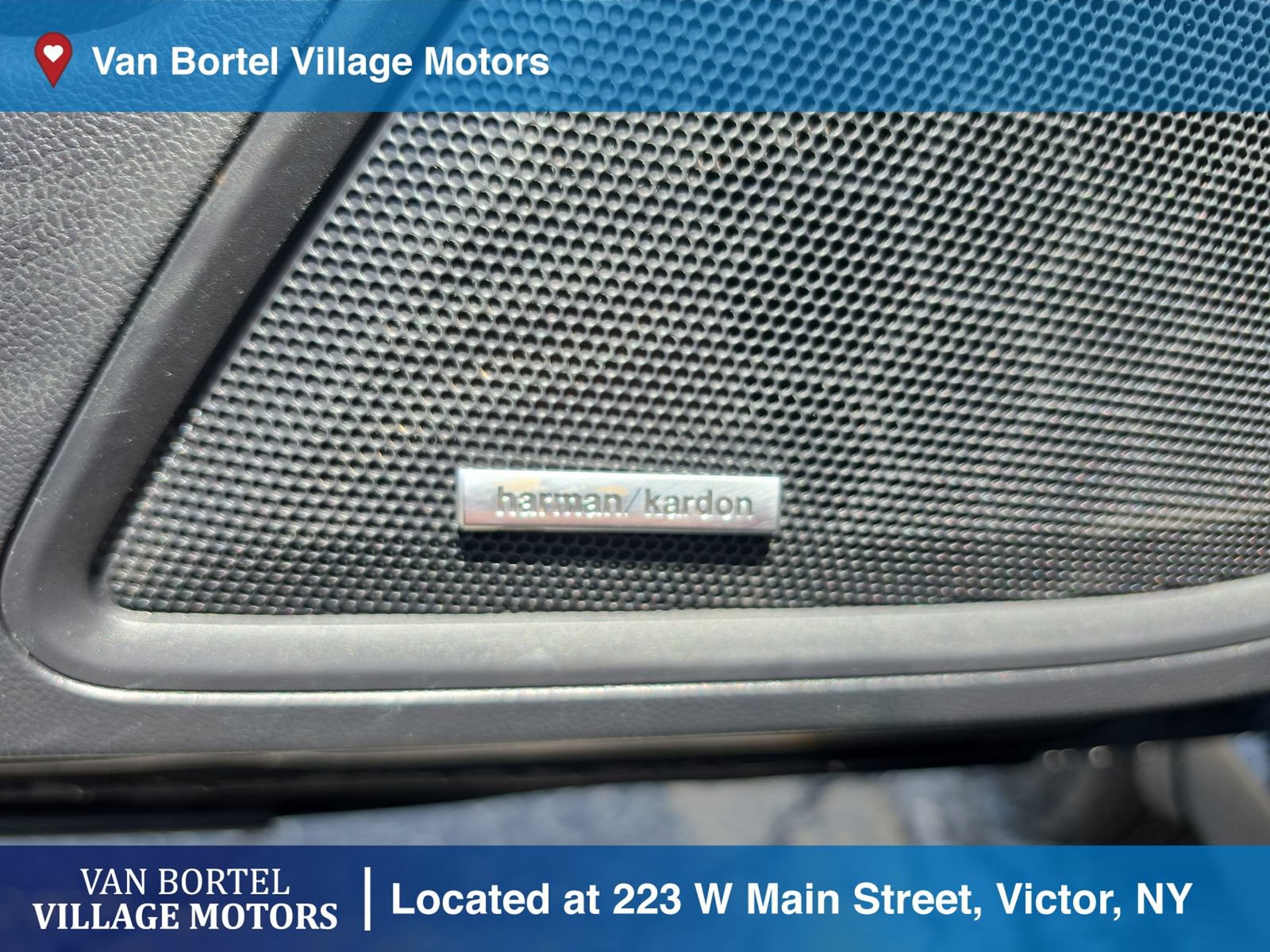 Used 2020 Subaru Outback Touring AWD/4WD image 13