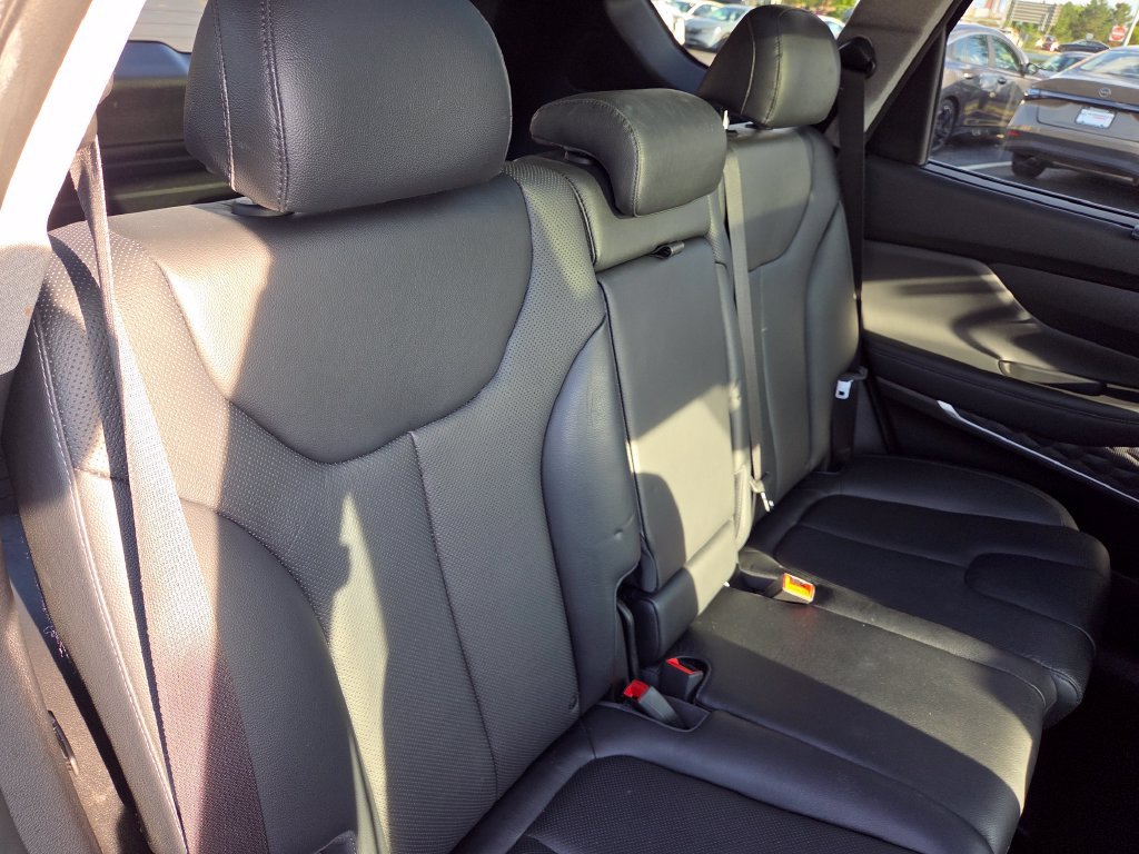 Used 2020 Hyundai Santa Fe Limited AWD/4WD image 31