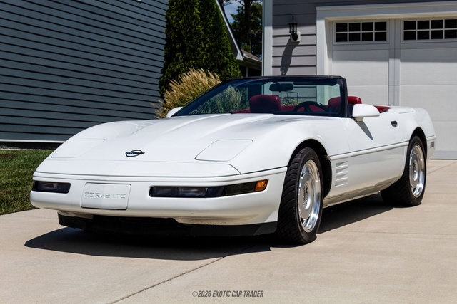 Used 1991 Chevrolet Corvette Convertible RWD image 14