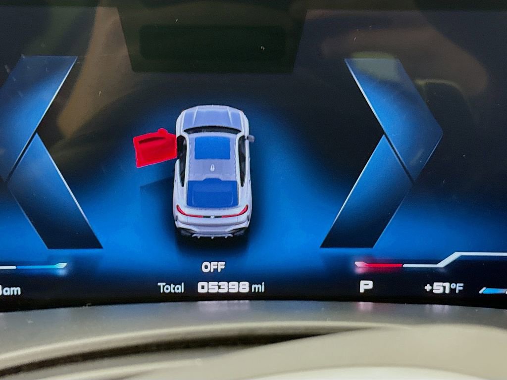Used 2025 BMW X6 M60i AWD/4WD image 13