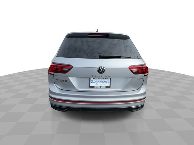 Used 2022 Volkswagen Tiguan SE R-Line image 7