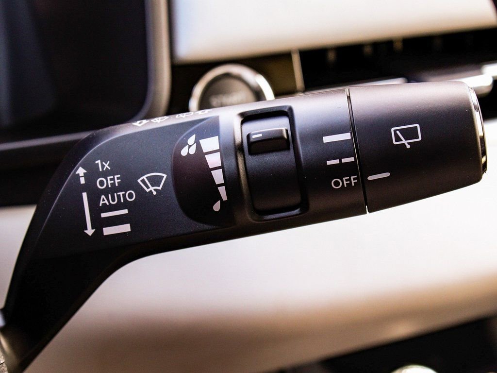 New 2025 Mitsubishi Outlander SE AWD/4WD image 29