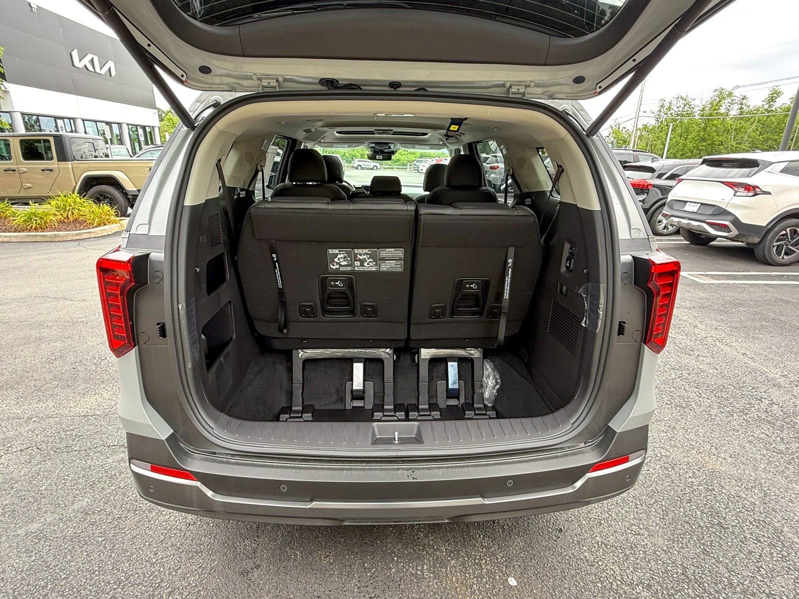 New 2026 Kia Carnival SX Prestige image 43