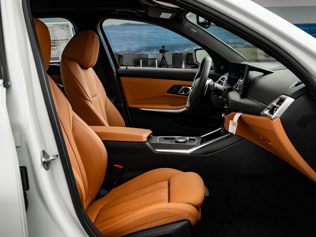 New 2026 BMW 330i xDrive Sedan w/ Premium Package image 24