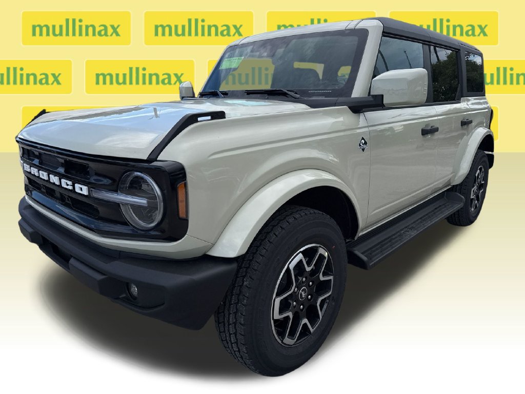 New 2026 Ford Bronco Outer Banks AWD/4WD image 17