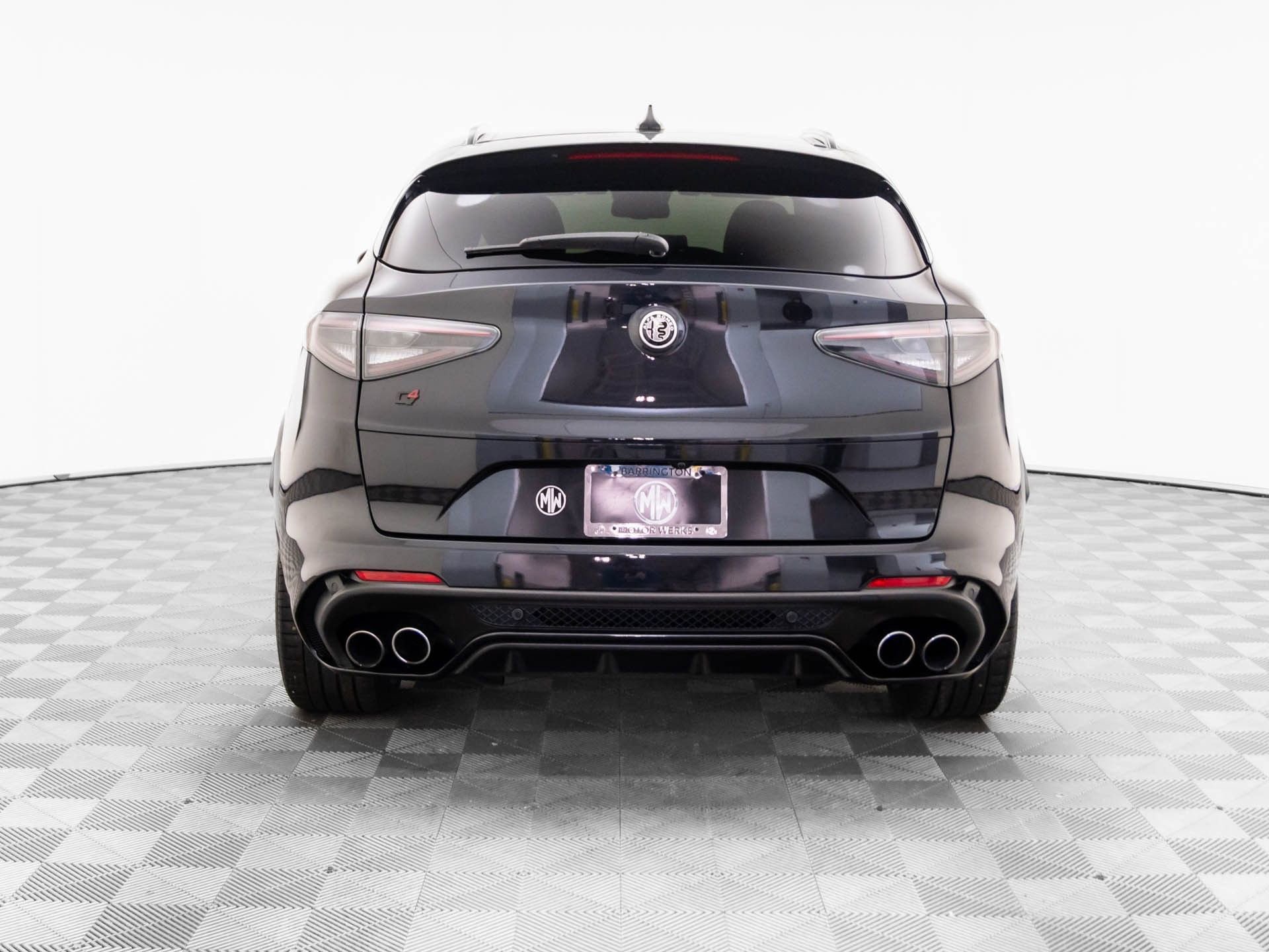 Used 2024 Alfa Romeo Stelvio Quadrifoglio w/ Active Assist Plus Package image 5