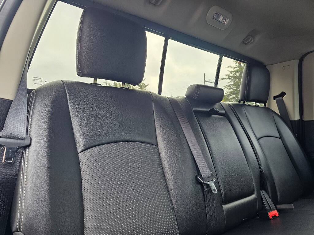 Used 2017 RAM 1500 Laramie w/ Convenience Group AWD/4WD image 13