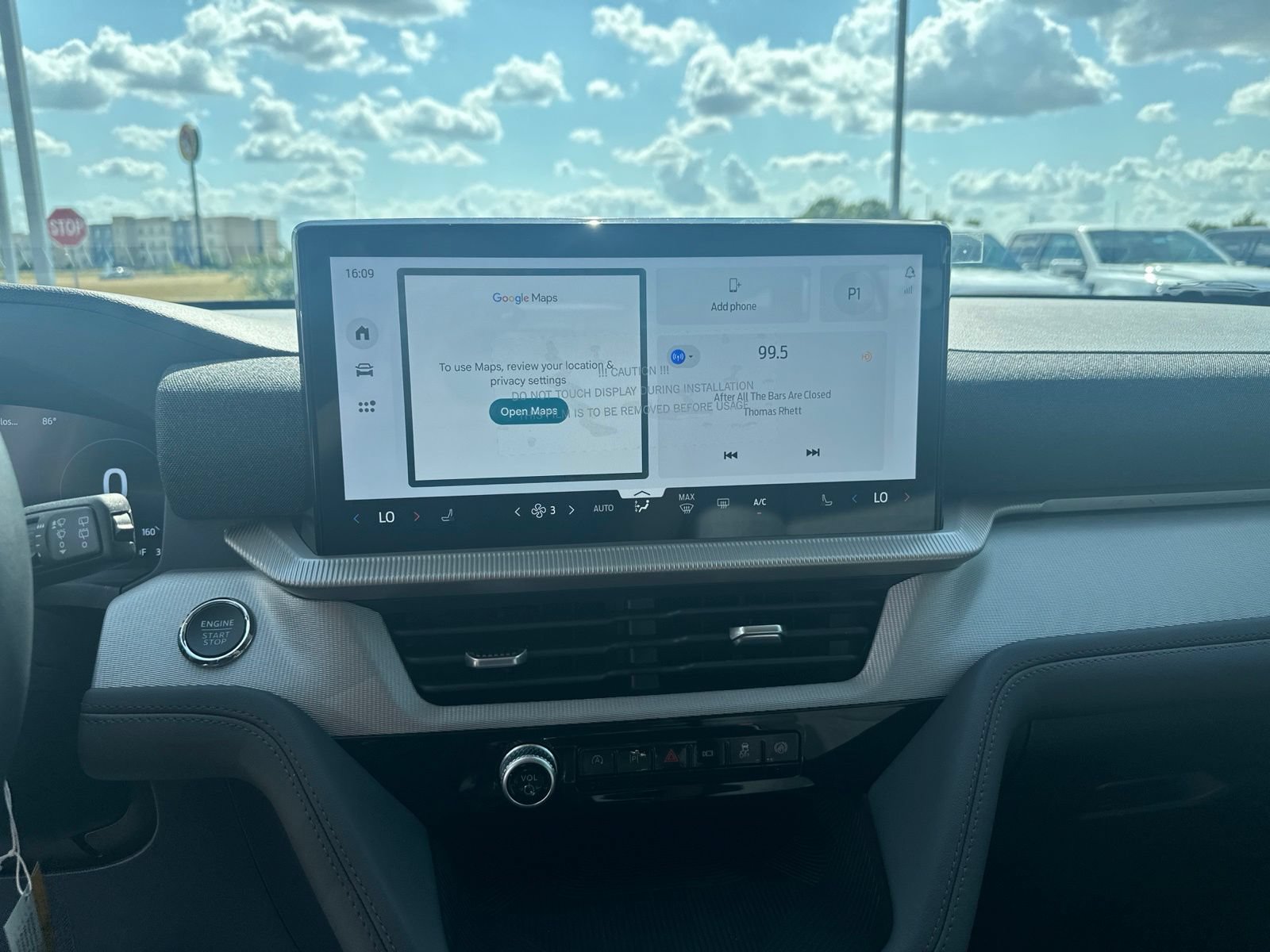New 2026 Ford Explorer Active RWD image 23