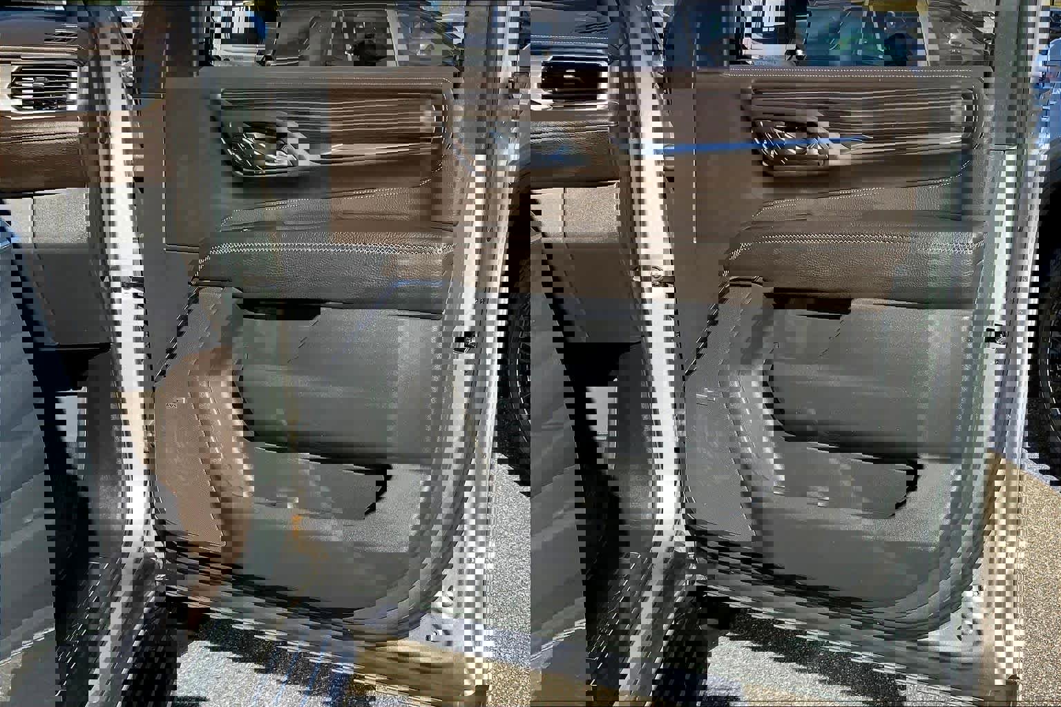 Certified 2023 GMC Yukon Denali image 21