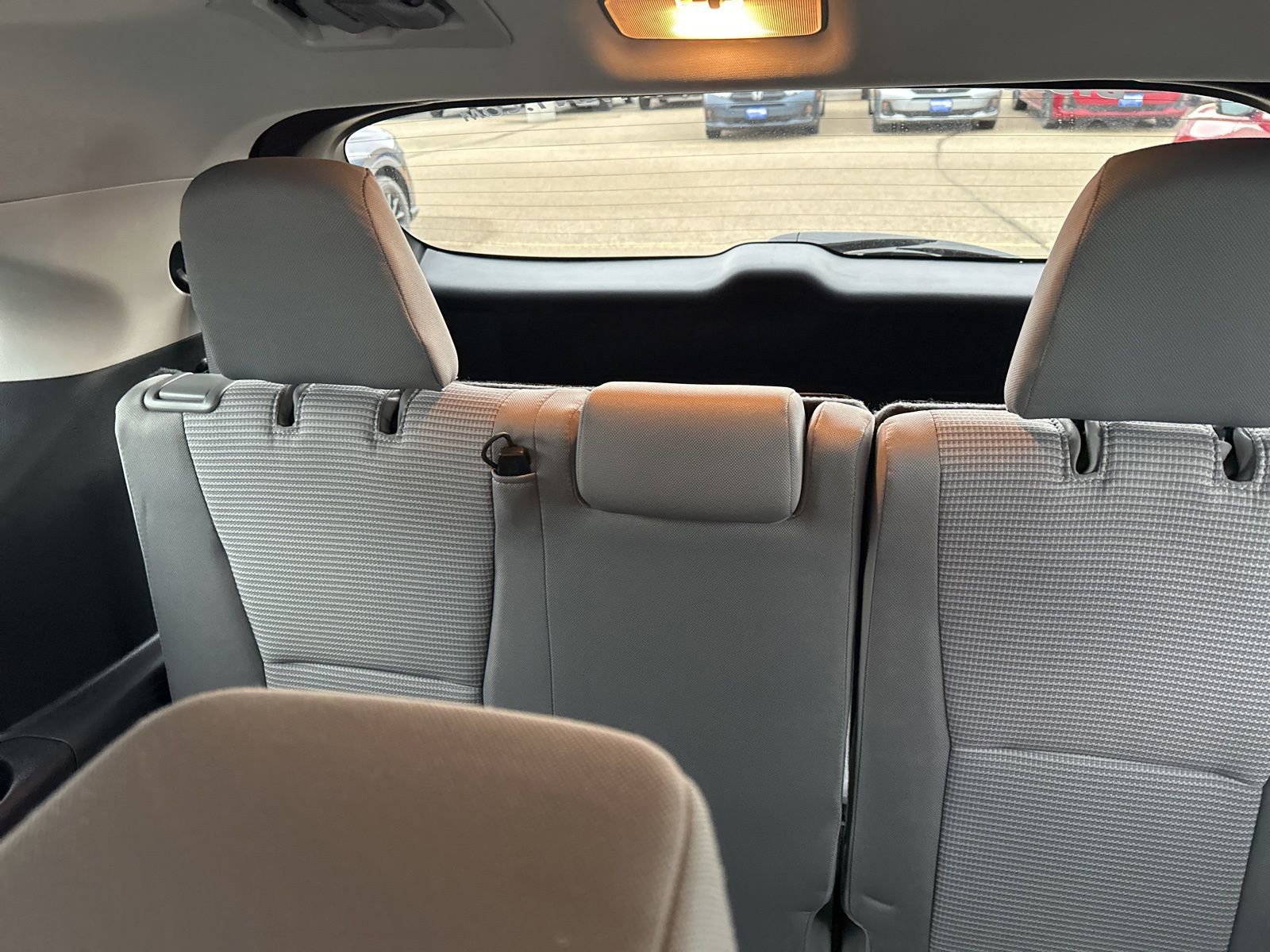 Used 2021 Toyota Highlander LE image 21