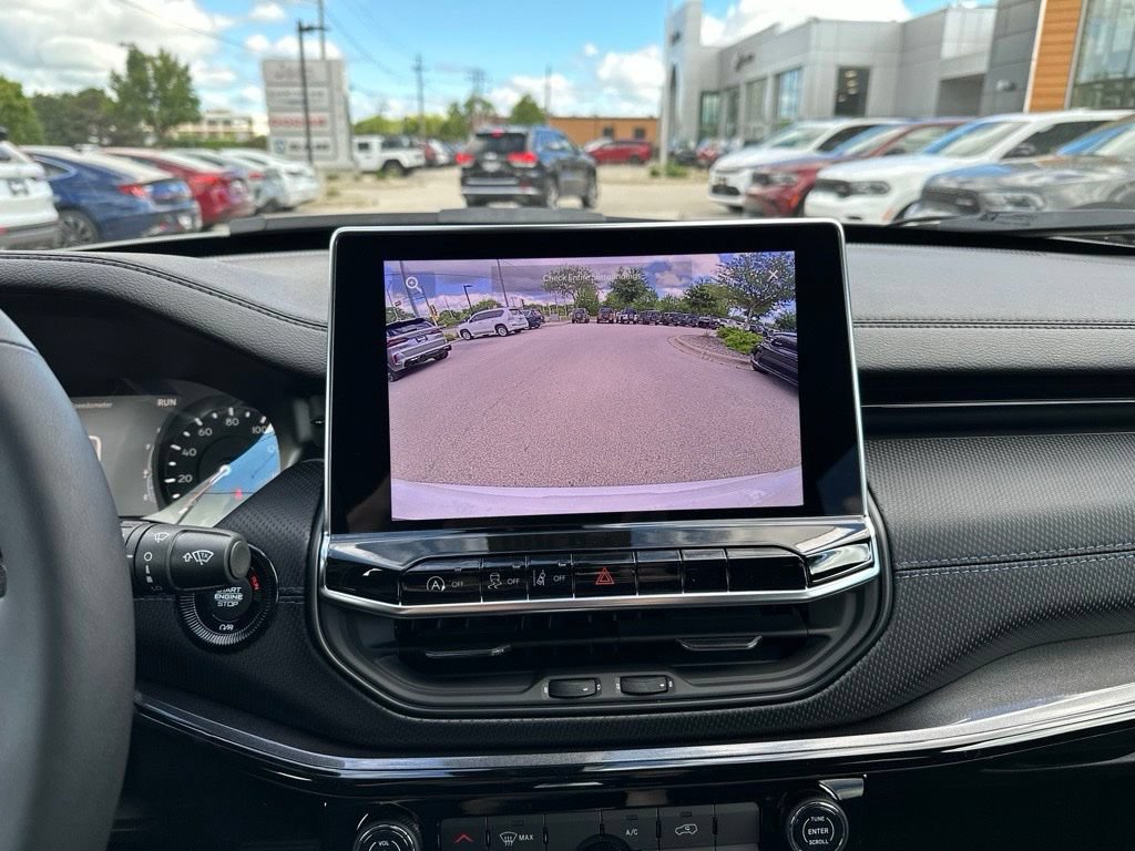 New 2026 Jeep Compass Latitude AWD/4WD image 29