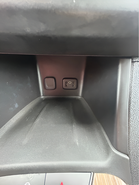 Used 2017 GMC Acadia SLE FWD image 20