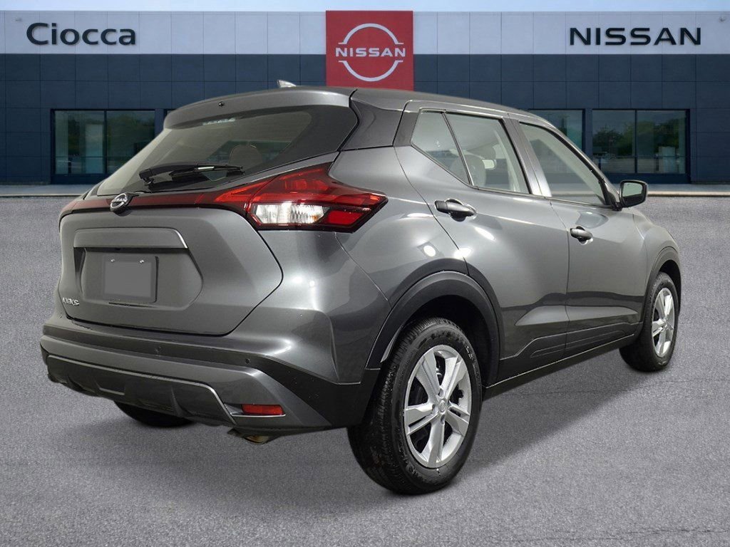 New 2025 Nissan Kicks Play S image 5