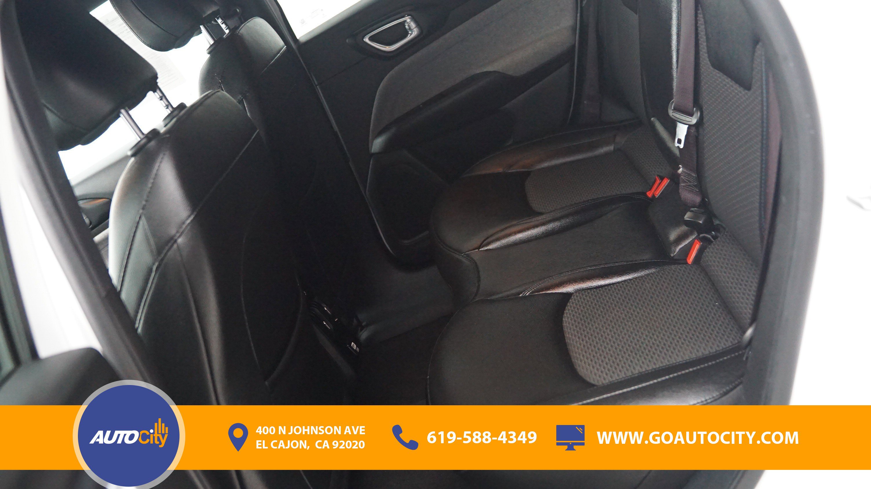 Used 2024 Jeep Compass Latitude image 14