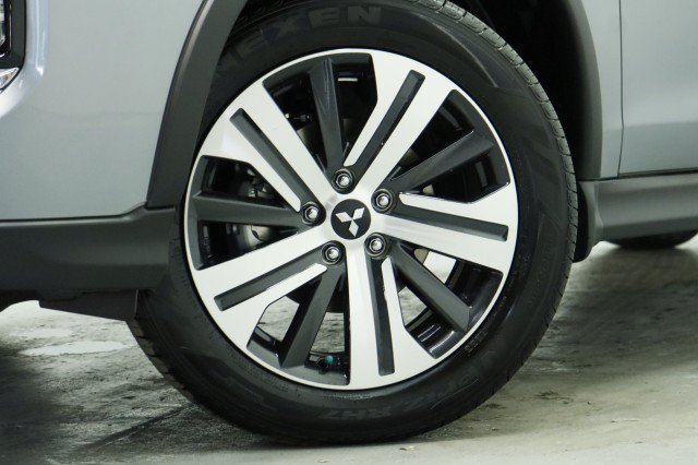 New 2026 Mitsubishi Outlander Sport ES AWD/4WD image 3