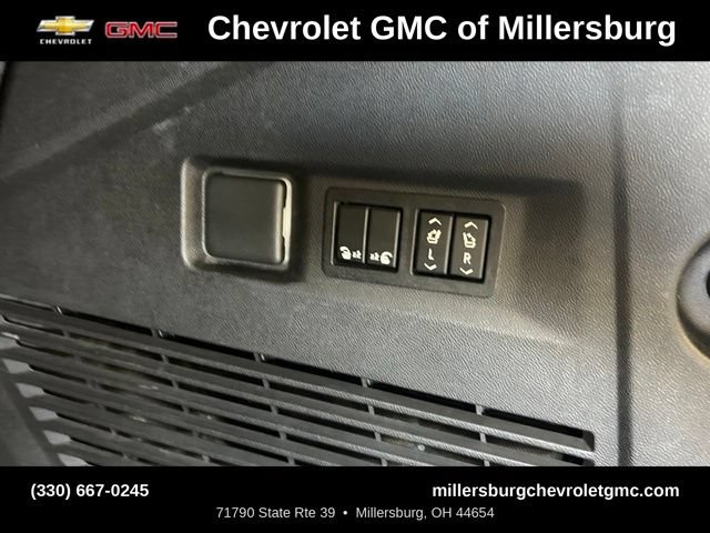 Used 2021 Chevrolet Tahoe RST w/ Luxury Package AWD/4WD image 19