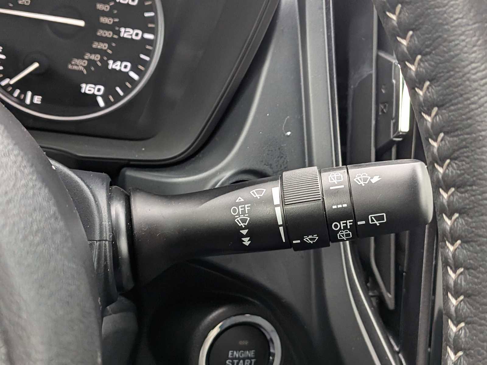 Used 2025 Subaru Forester Premium w/ Convenience Package #2 image 27