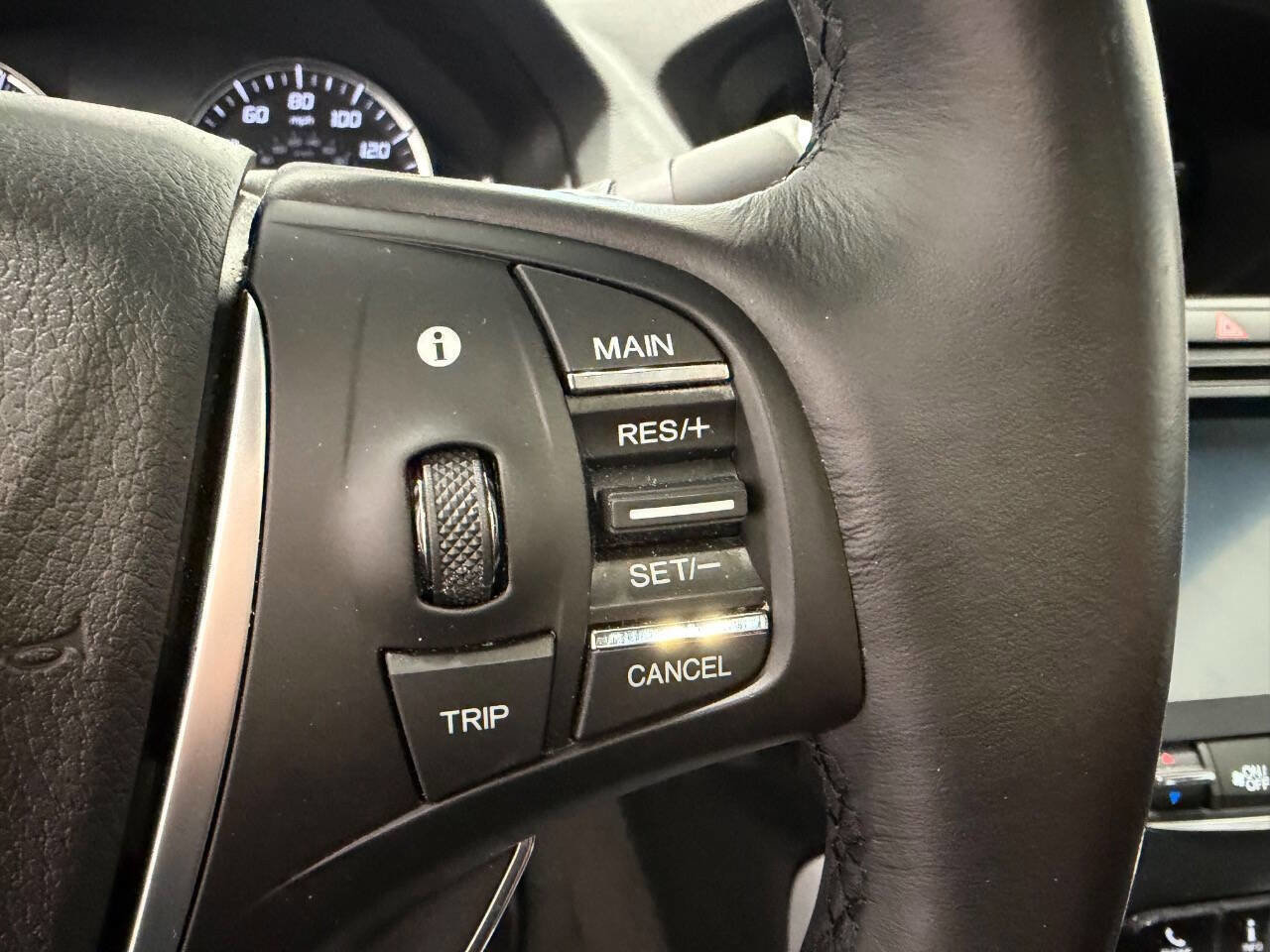 Used 2018 Acura TLX V6 SH-AWD image 28