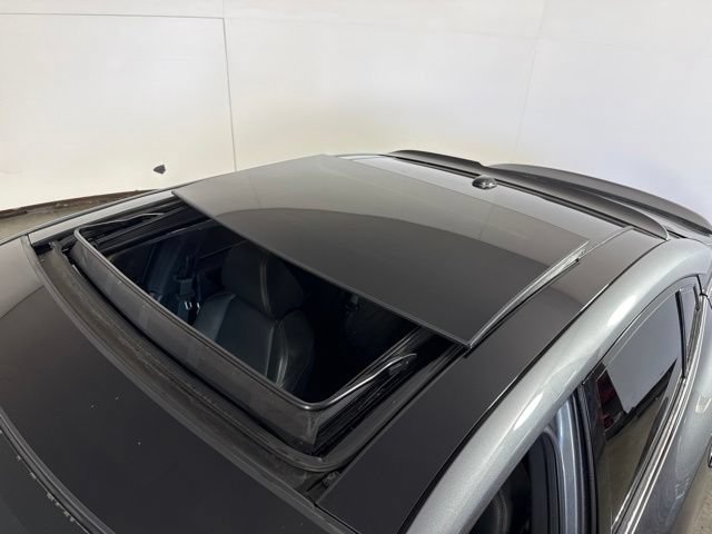 Used 2020 Nissan Maxima SR w/ Sport Mat Group FWD image 27