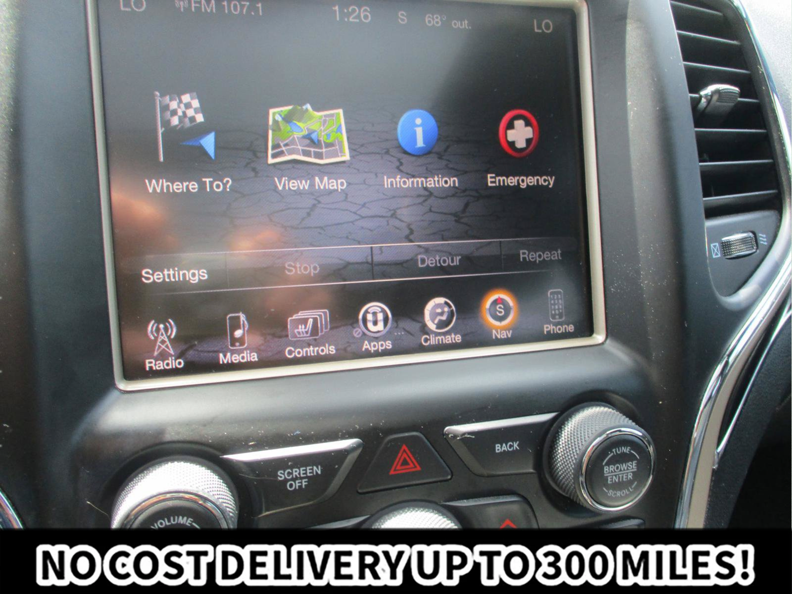 Used 2015 Jeep Grand Cherokee Overland w/ Advanced Technology Group AWD/4WD image 27