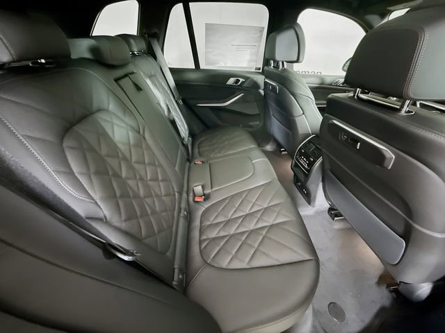 Used 2026 BMW X5 xDrive40i w/ Climate Comfort Package image 28