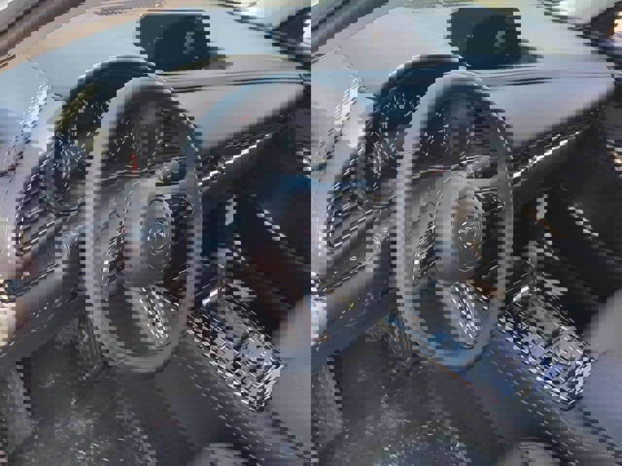 New 2025 MAZDA CX-30 AWD 2.5 S w/ Preferred Package image 2