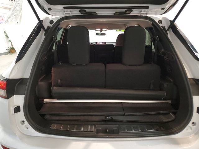 Used 2024 Mitsubishi Outlander ES AWD/4WD image 23