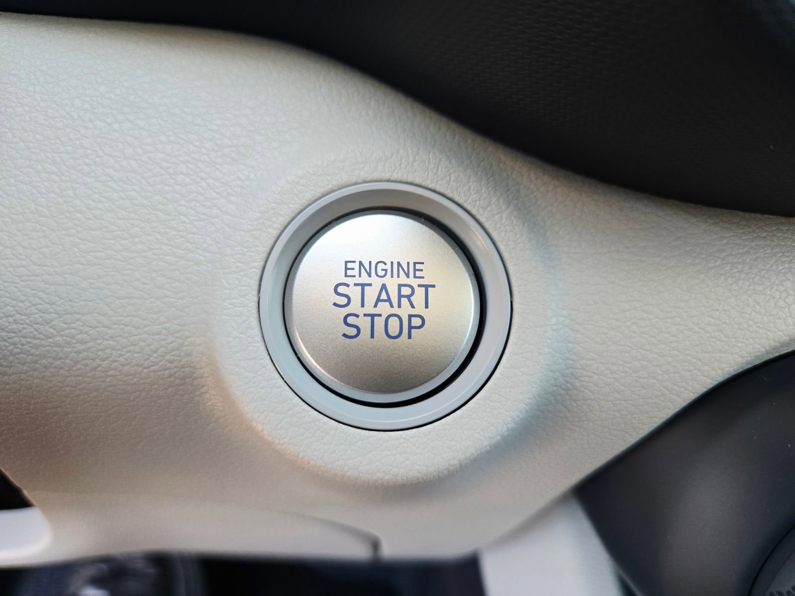 New 2026 Hyundai Venue SEL FWD image 14