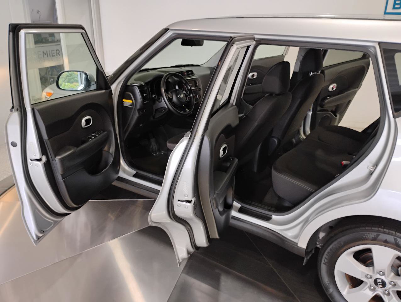 Used 2018 Kia Soul image 7