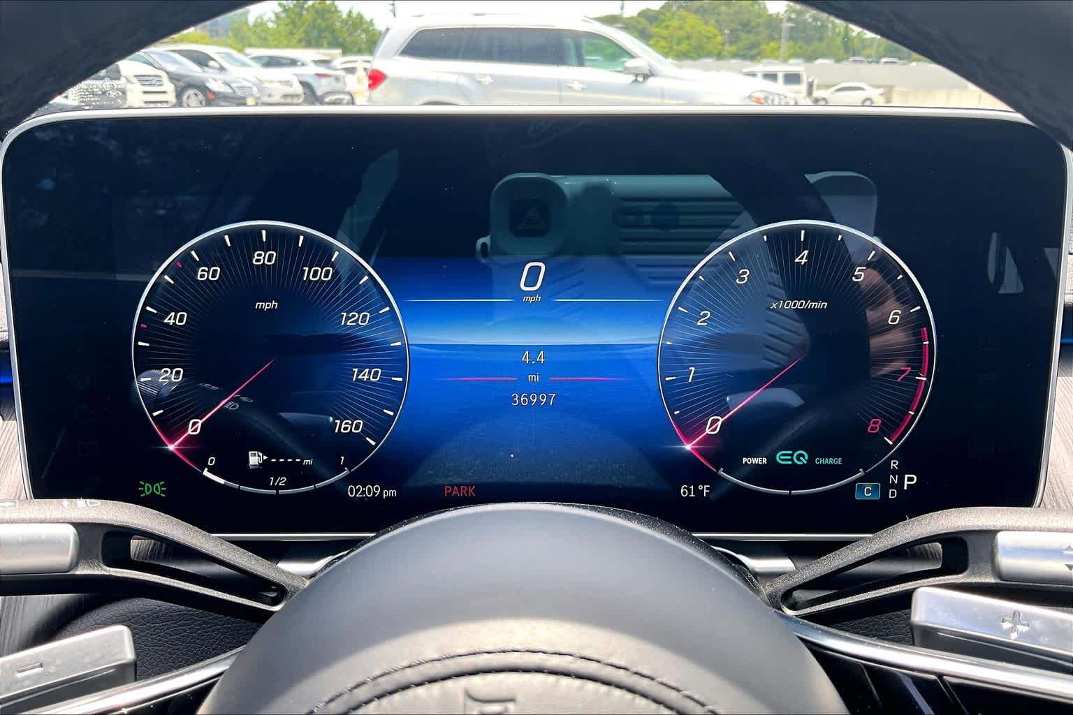 Used 2022 Mercedes-Benz S 500 4MATIC w/ AMG Line Package image 26