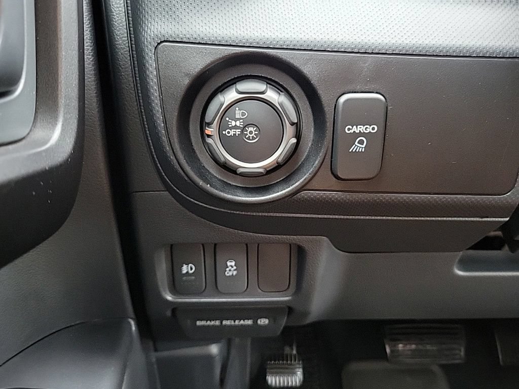 Used 2014 Honda Ridgeline Sport image 28