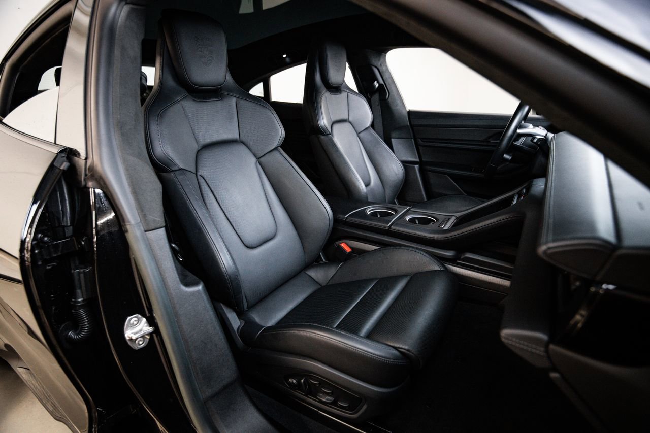 Certified 2024 Porsche Taycan GTS AWD/4WD image 28