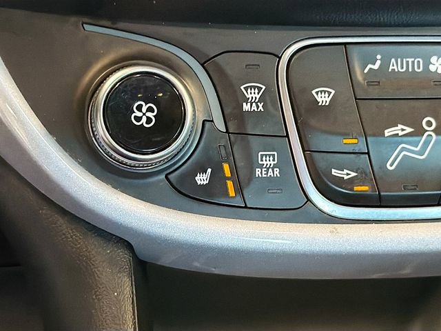 Used 2017 Chevrolet Volt LT w/ Comfort Package image 18