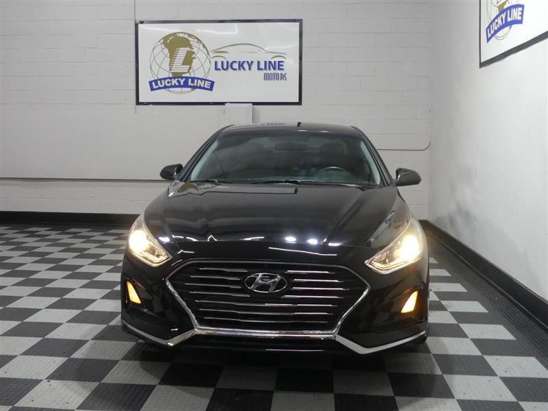 Used 2018 Hyundai Sonata SE image 2