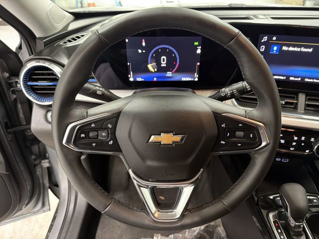 Certified 2025 Chevrolet Trax LT w/ LT Convenience Package FWD image 27