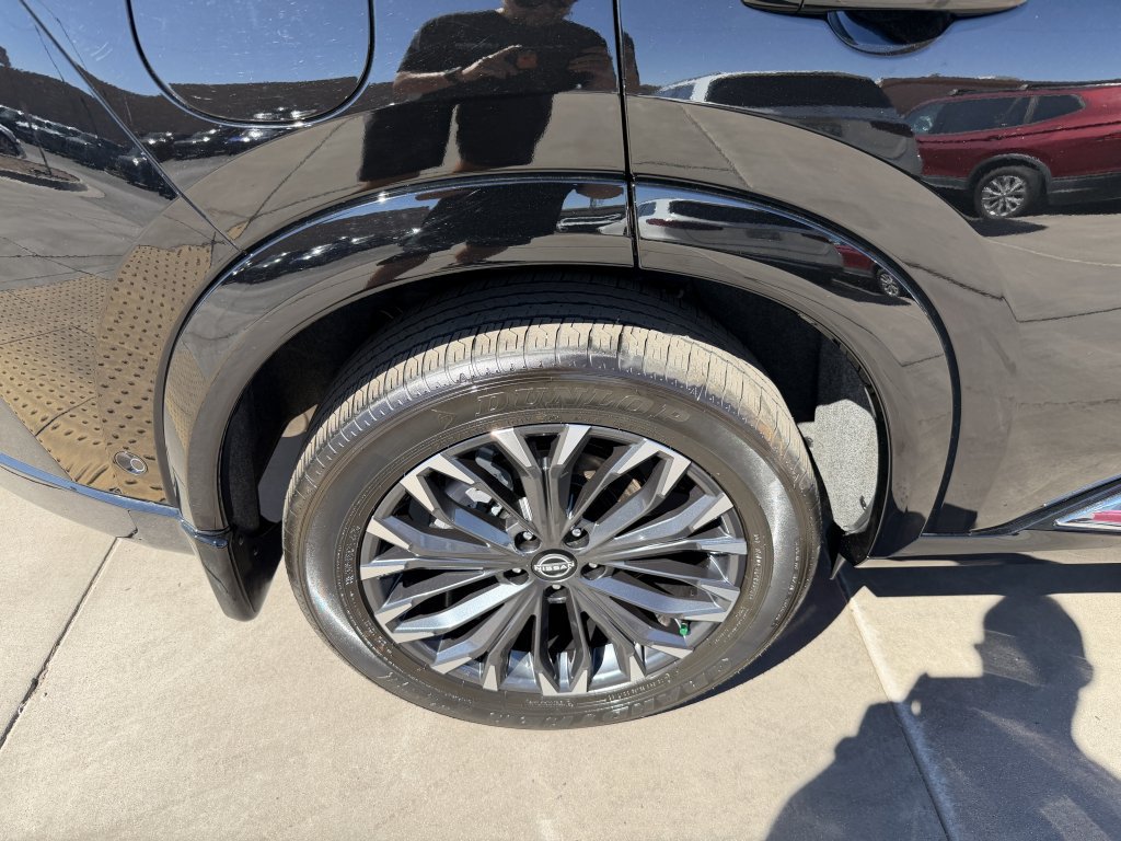 Used 2025 Nissan Rogue Platinum w/ Tech Package FWD image 15